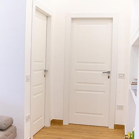 ナポリ White Gold Bed & Breakfast エクステリア 写真