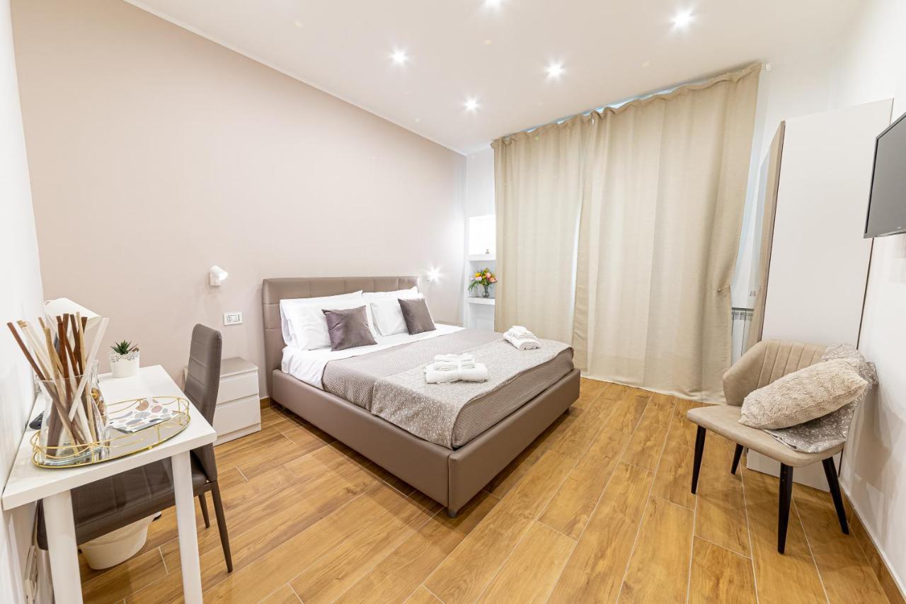 ナポリ White Gold Bed & Breakfast エクステリア 写真